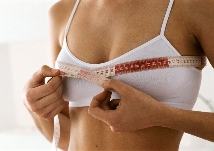 měření prsou po užívání hormonů